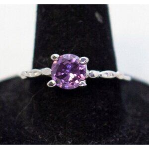 Size 9, Vintage Art Deco Purple Faux Gem Silver Tone Spiral Ring - A23